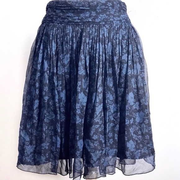 Banana Republic Dresses & Skirts - 3/$20 Banana Republic Blue/Black Silk Skirt
